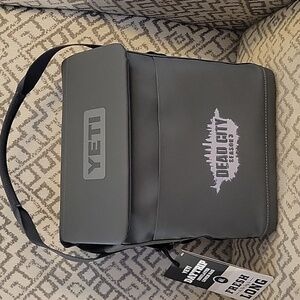 Yeti Daytrip 6L Insulated Lunch Bag New